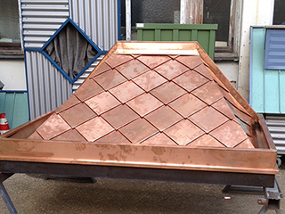 Bedachung Vordach mit Kupfer Schindeln
